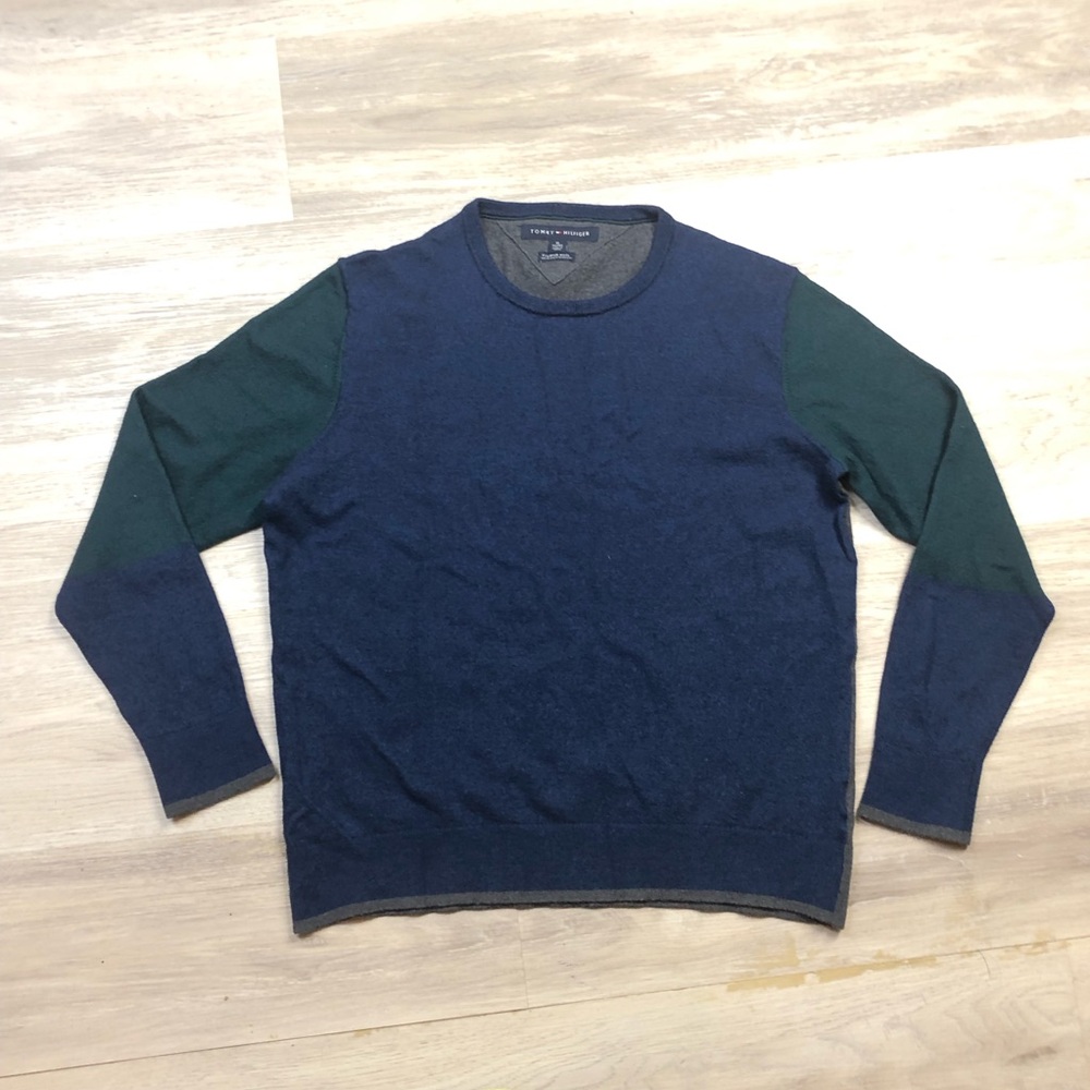 Tommy Hilfiger 100% Wool Navy Crewneck Sweater with Green Sleeves
